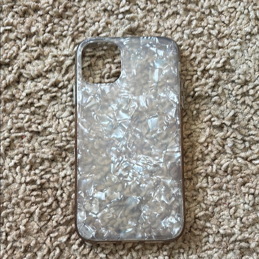 Lot of IPhone 11 Cases - Picture 5 of 7